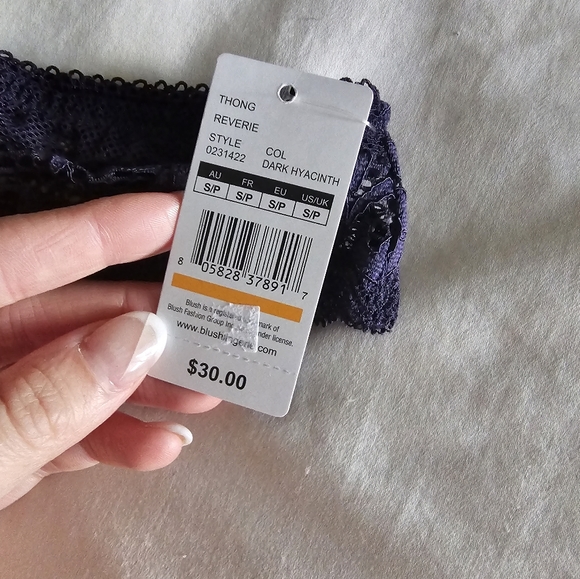 NWT Thong in purple lace by Blush Lingerie - Picture 3 of 4